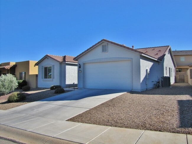 Building Photo - 4BR/2BA/2CG 2102 sq.ft. rental in Cimmaron Estates in Sierra Vista, AZ