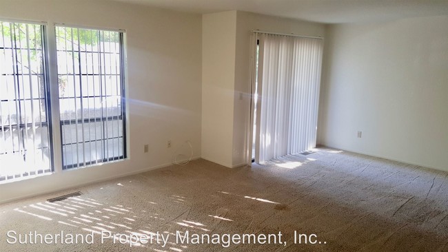 Building Photo - 681-697 Mikkelsen Dr