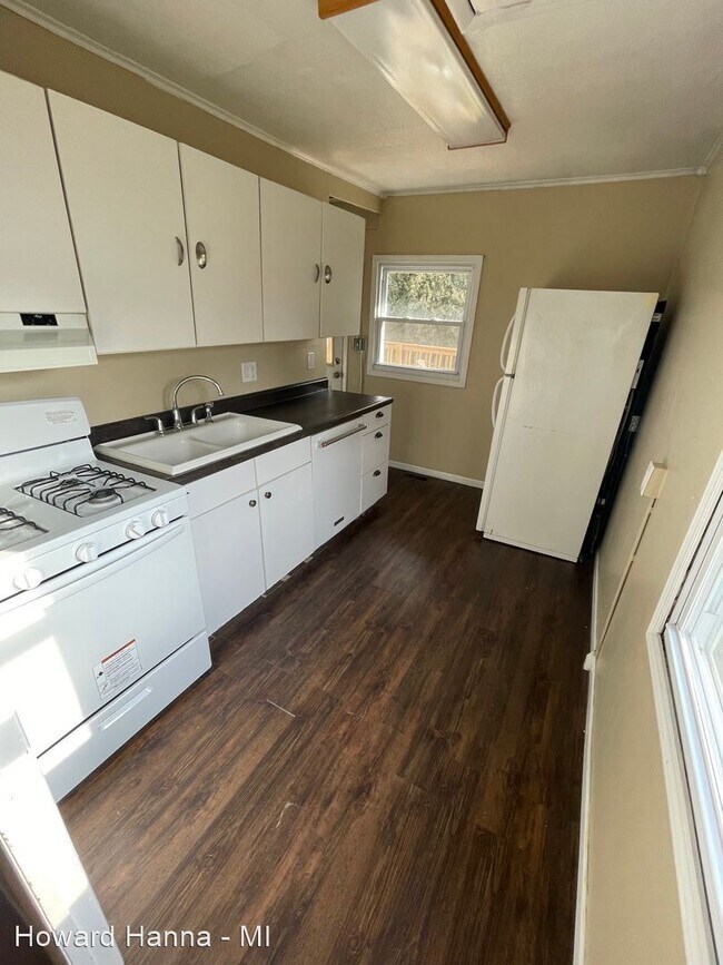 Foto del edificio - 3 br, 1 bath House - 2978 Shady Lane