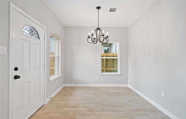 Foto del edificio - 4434 Davenport St
