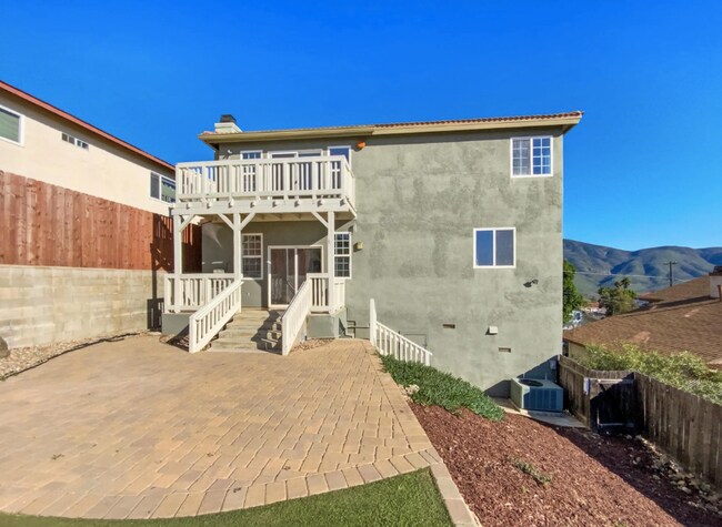 Building Photo - 1504 San Bernardino Ave