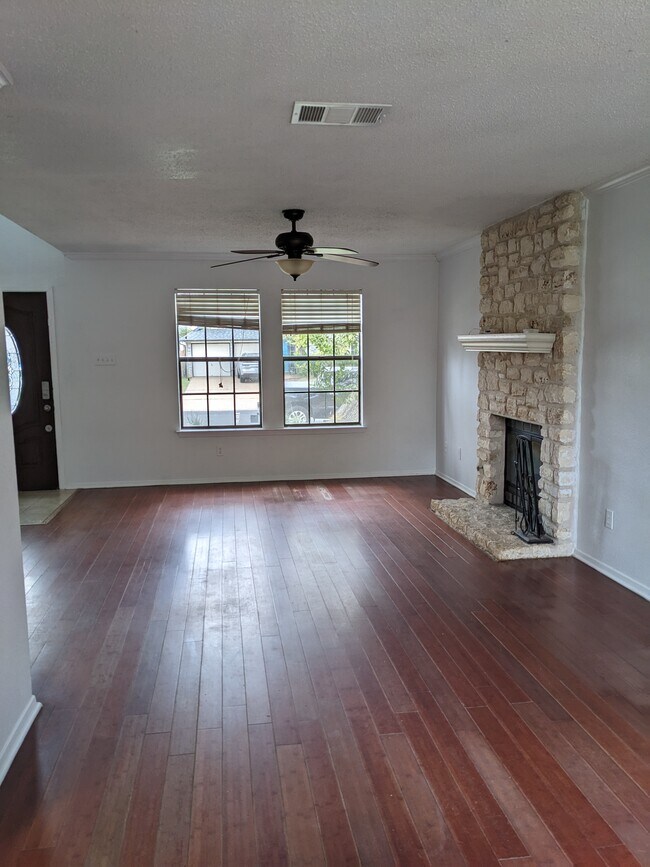 8405 Priest River Dr, Round Rock, TX 78681 House for Rent in Round