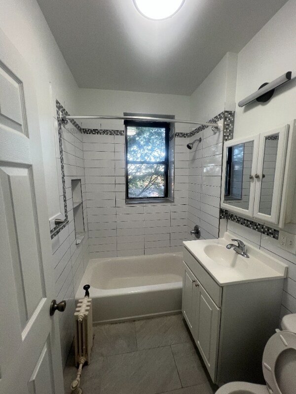 Foto del edificio - 583 Mt Prospect Ave