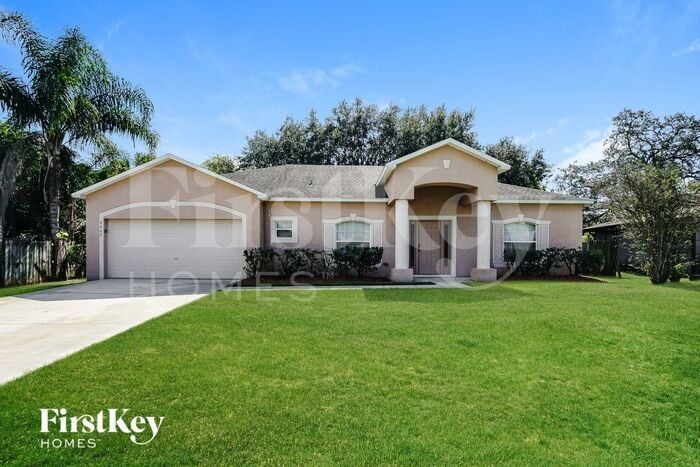 Primary Photo - 4423 Ponds Dr