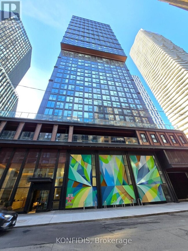 Building Photo - 82 Dalhousie St