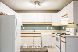 Building Photo - 8903-106A 106a Ave NW