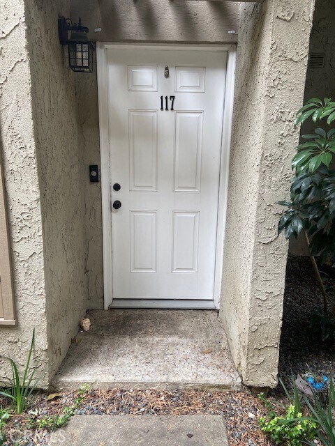 Foto principal - 4900 4900 E Chapman Ave