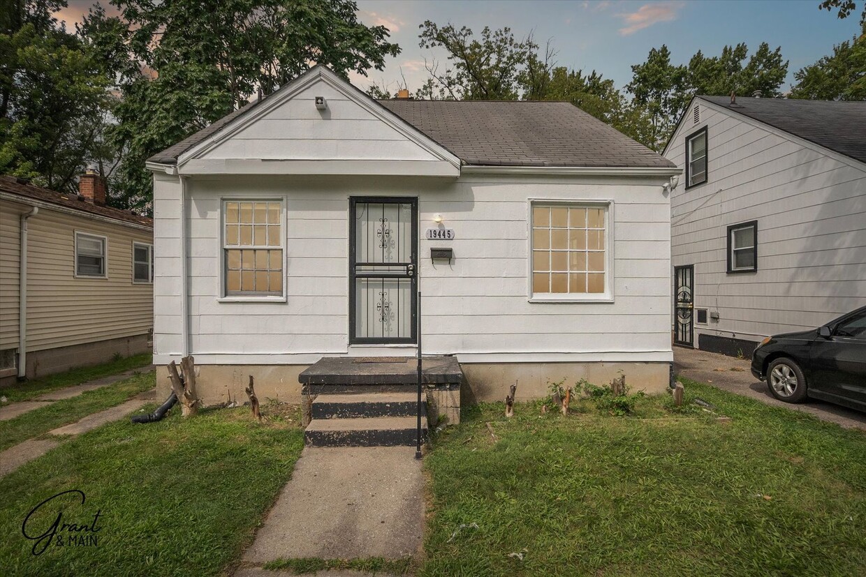 Foto principal - $1,150/month - 3 Bed 1 Bath House in Detroit