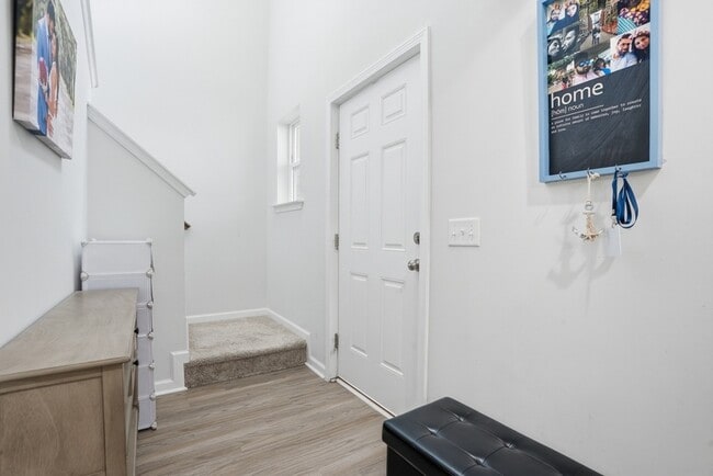 Foto del edificio - 17 Crown Ct