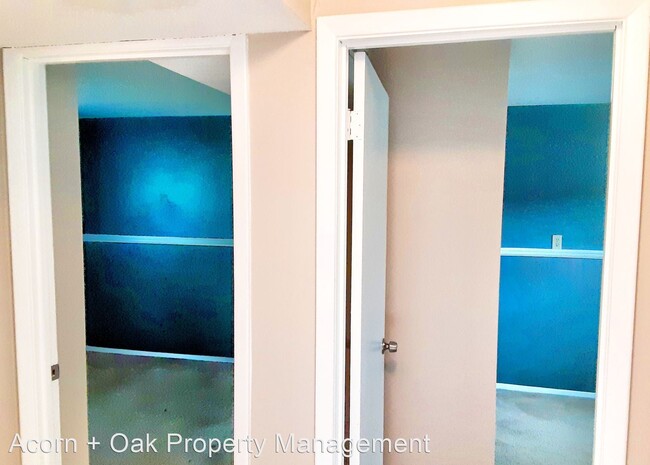 Building Photo - 2421 Camellia Dr