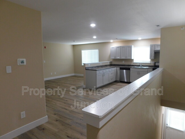 Building Photo - 1645 N 7th St