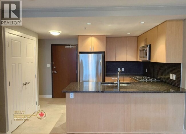 Building Photo - 2978 Glen Dr