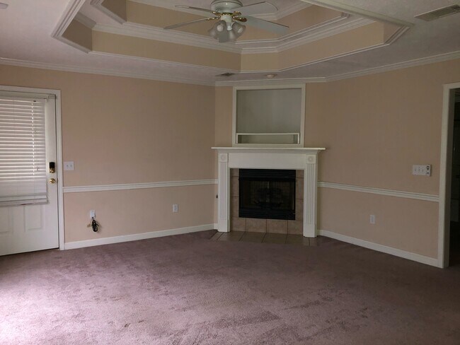 Foto del edificio - 237 Riverbend Dr