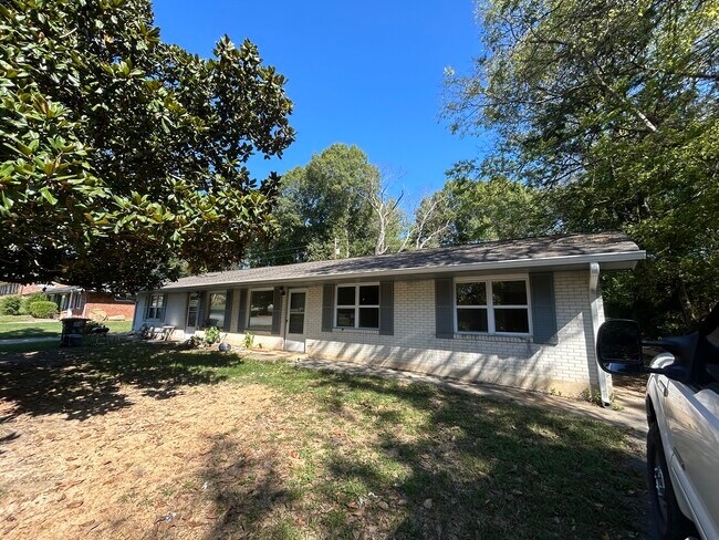 Building Photo - 4615 Murray Lake Ln