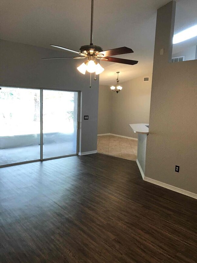 Building Photo - 6345 Hampton Pointe Cir