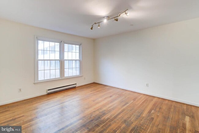 Foto del edificio - 900 24th St NW