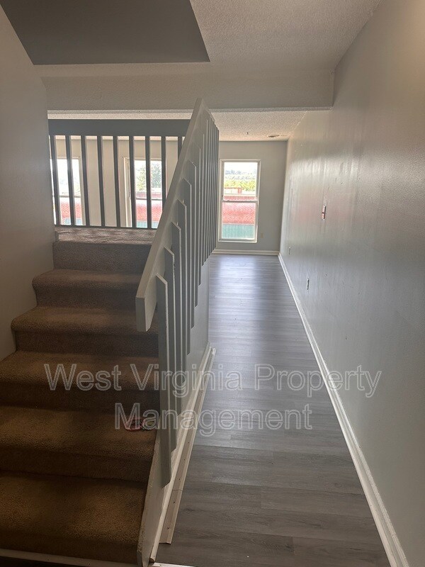 Foto del edificio - 104 WV-104