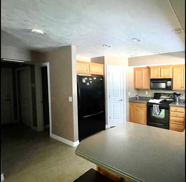Foto del edificio - 561 E Purple Lilac Ln