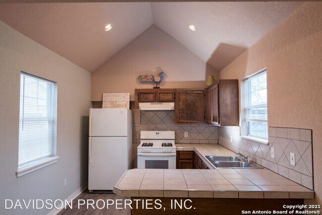Foto del edificio - 2 br, 1 bath House - 1746 Schley Ave Casita
