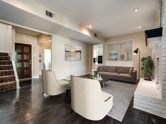 Building Photo - 7508 Wellcrest Dr