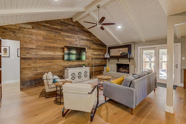 Foto del edificio - 2713 Bryonhall Dr