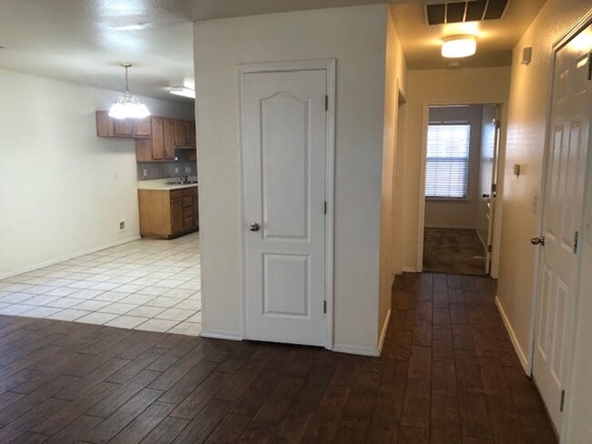 Building Photo - 3703 Eaglecrest