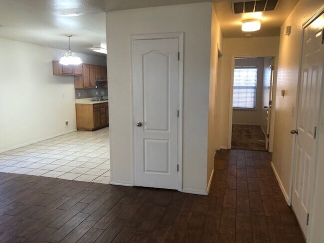 Foto del edificio - 3703 Eaglecrest
