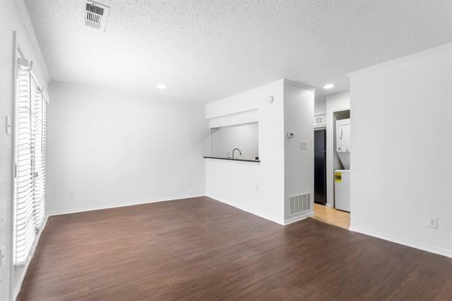 Foto del edificio - 5411 Columbia Ave