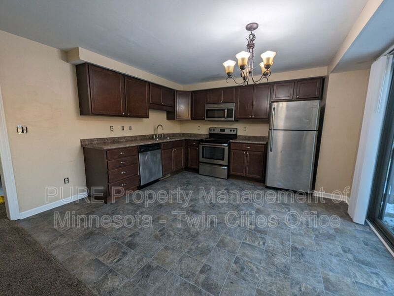 5811 Otter View Trail, White Bear Lake, MN 55110 House Rental in