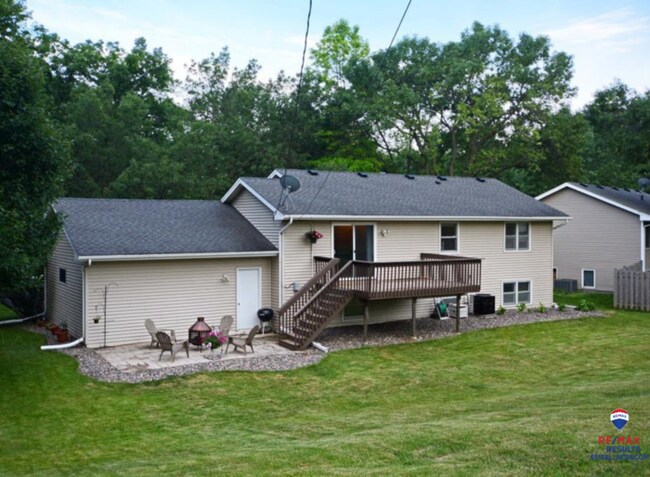 Building Photo - Must-See 4BR 2BA home in New Hope!