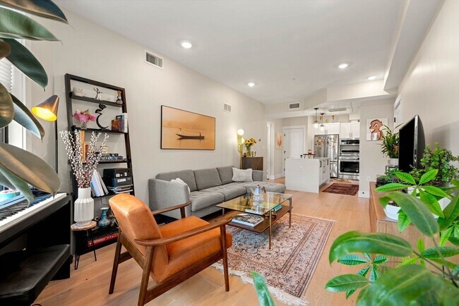 Foto del edificio - 305 Webster Ave