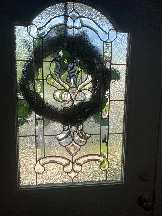 house front door - 572-2 New Jersey Ave