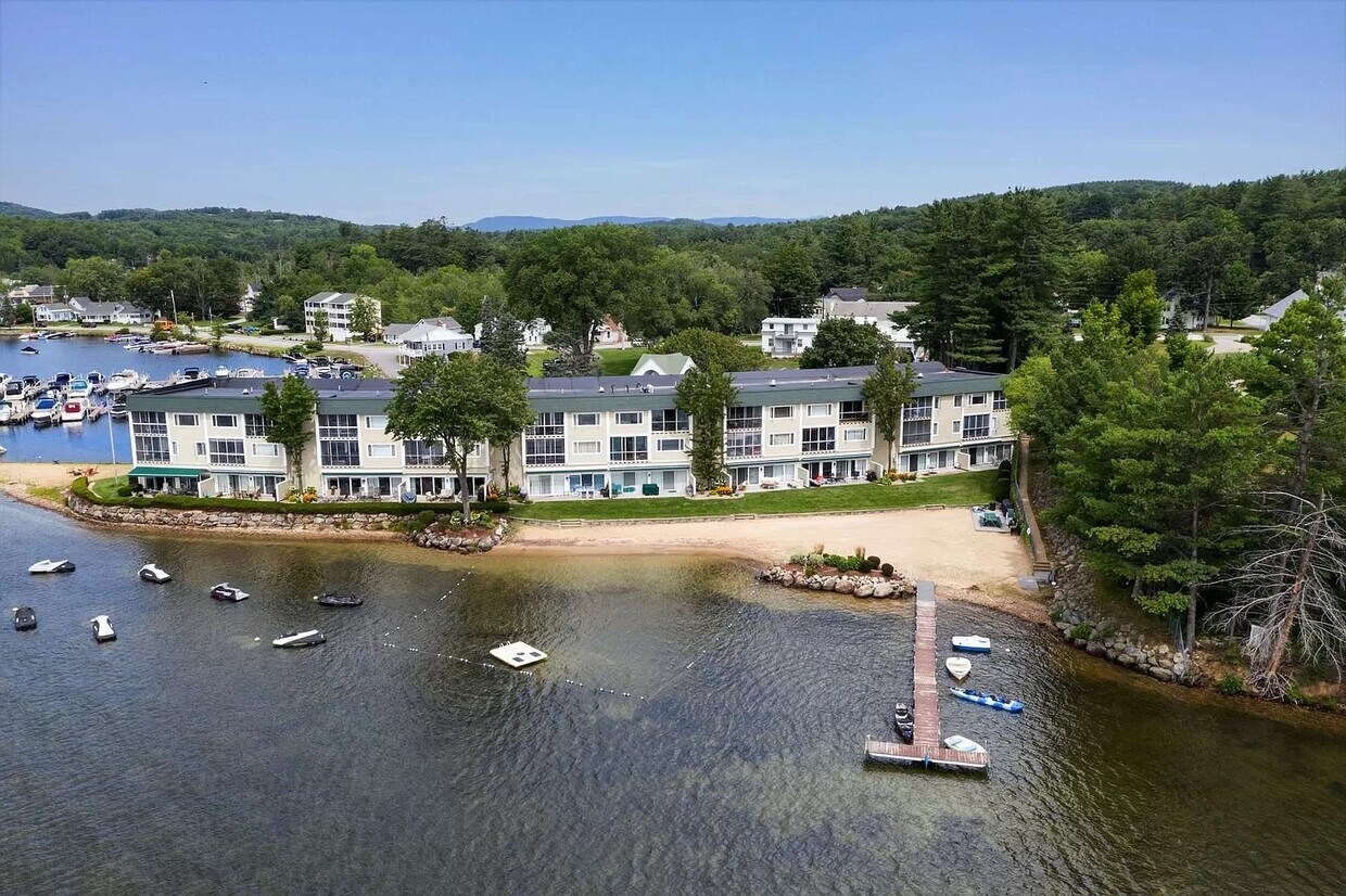 23 Pleasant St, Meredith, NH 03253 Townhome Rentals in Meredith NH