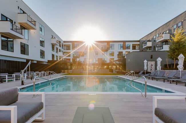 Foto del edificio - 4225 N 32nd Pl