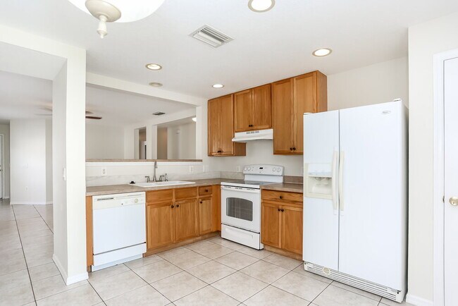Building Photo - 11805 Prickly Pear Way