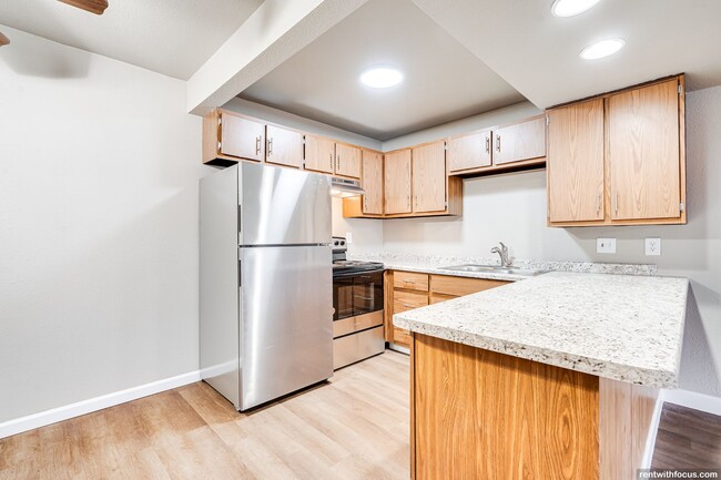 Interior Photo - Stonecreek Apartments