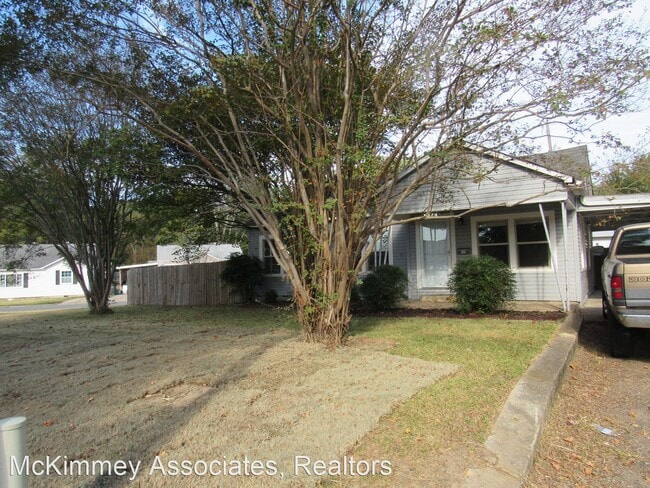 Building Photo - 3 br, 1.5 bath House - 535 River St