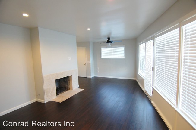 Building Photo - 507 Avenida Victoria