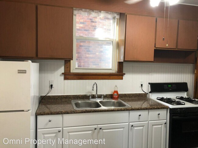 Foto del edificio - 3 br, 1 bath House - 2908 Brentwood Ave
