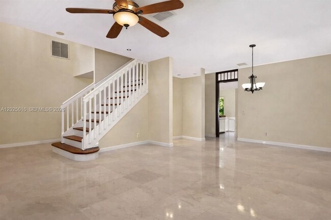 Foto del edificio - 1319 Croton Ct