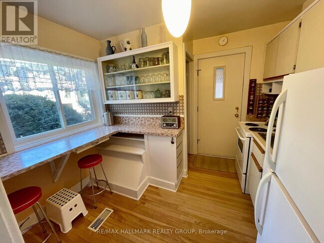 Photo du bâtiment - 112 Clegg St
