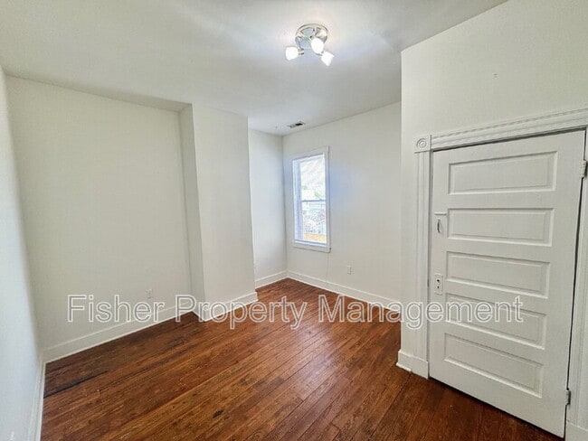 Building Photo - 509 N 30th St