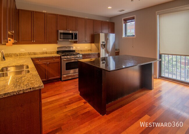 Foto del edificio - 1152 N Cleveland Ave