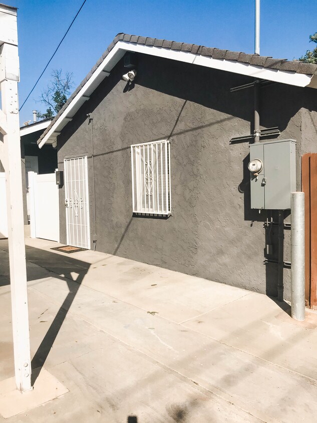 Front of Back House - 15642 Lassen St
