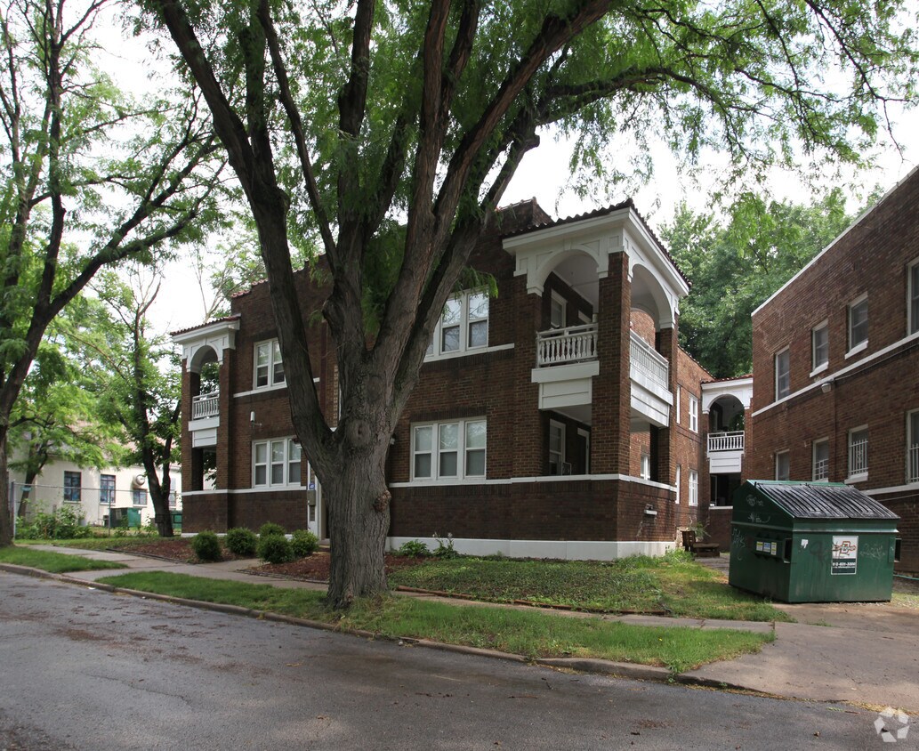 Building Photo - 2751 Campbell St