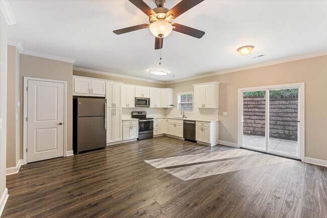 Foto del edificio - 7031 Hidden Ridge Wy