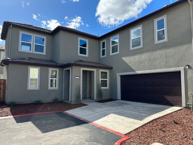 Foto del edificio - Beautiful 4 Bedroom / 3 Bath River Islands...