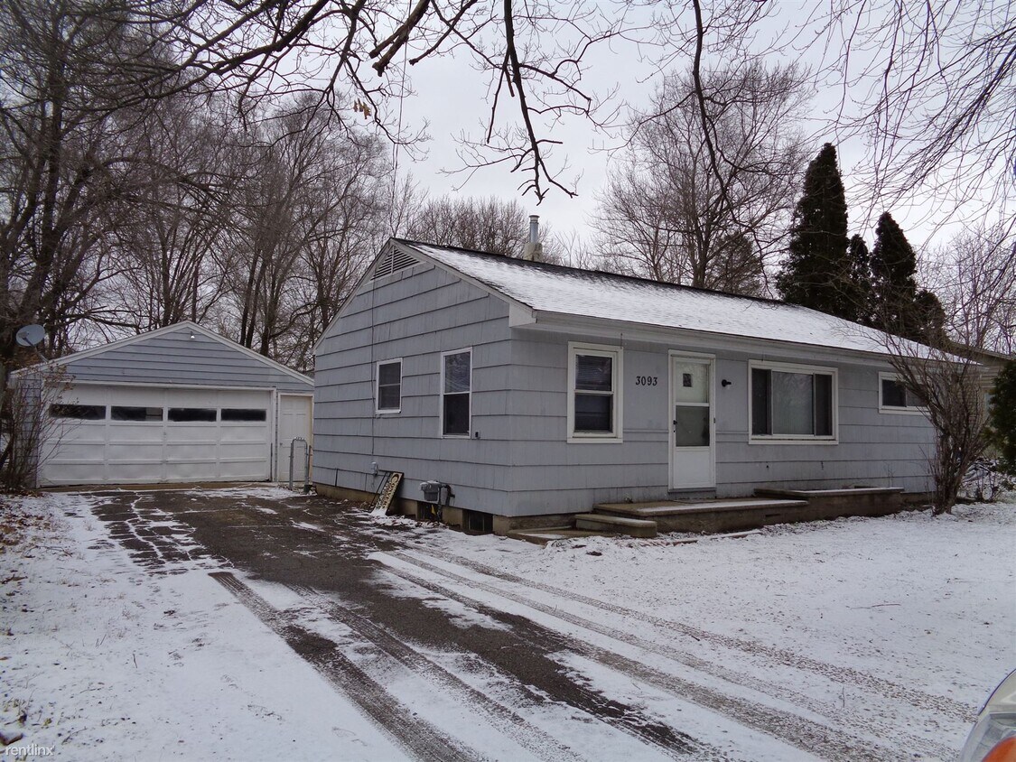 3093 Mt Olivet Rd, Kalamazoo, MI 49004 House Rental in Kalamazoo, MI