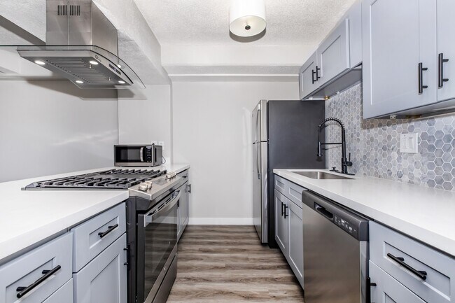 Foto del edificio - Redondo Tower Condominiums