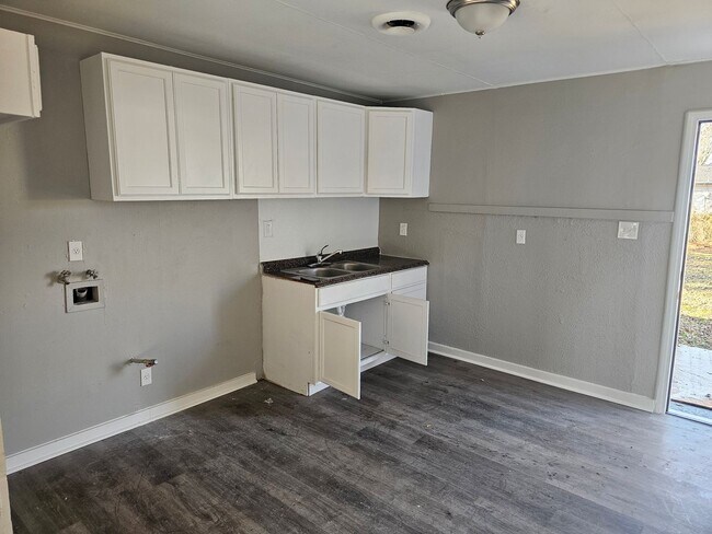 Building Photo - 1115 St Marcella Dr